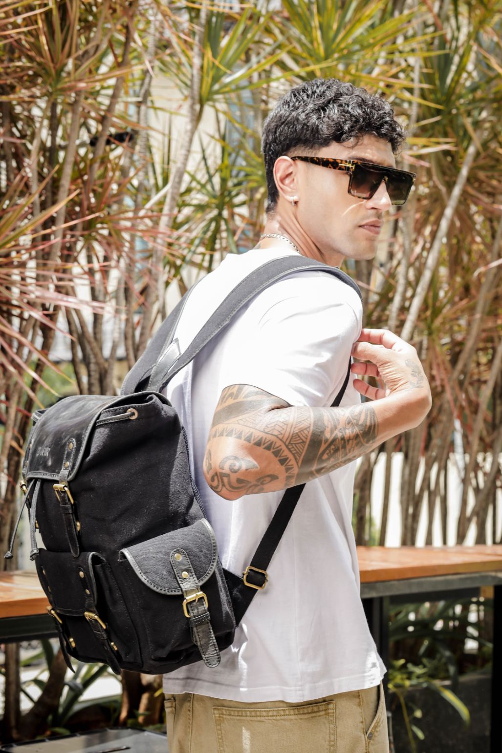 Men's Black Leather and Canvas Backpack – Vintage Laptop Rucksack